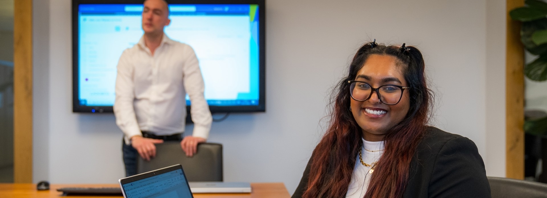 Involon onze mensen header Sharuja